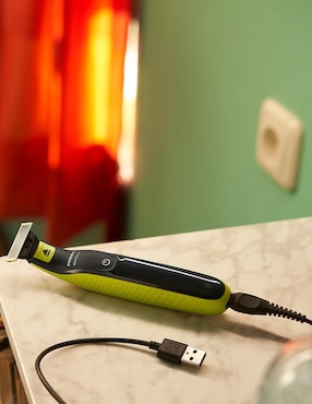 Recortadora de barba y bigote Philips