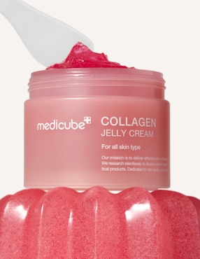 Crema facial recomendada para hidratar de día y noche Medicube para todo tipo piel