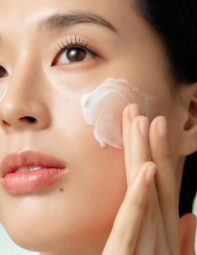 Crema facial recomendada para calmar la piel día y noche Purito para todo tipo piel