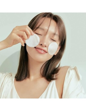 Parches para rostro Heartleaf BHA peeling pad Celimax