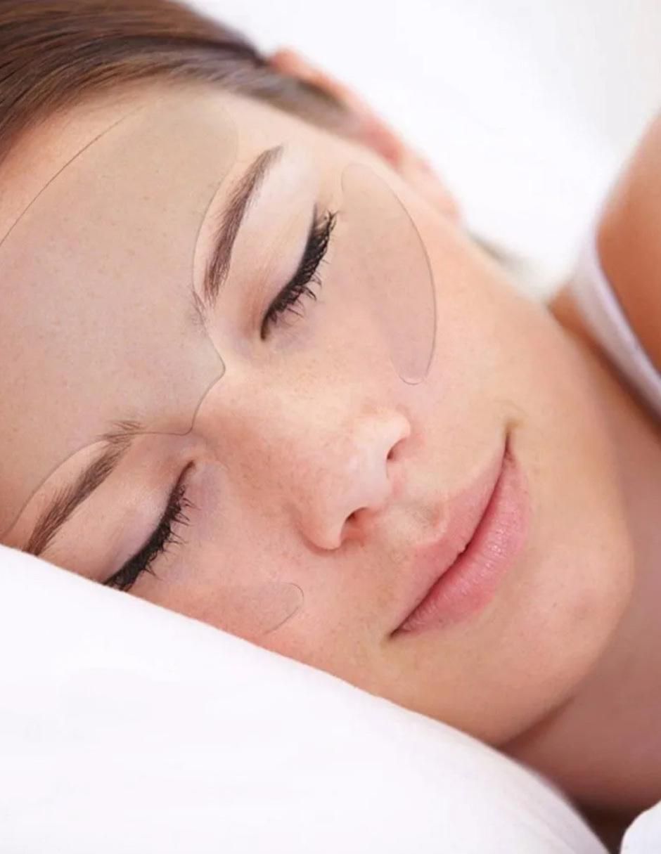 Tratamiento facial suero con ácido hialurónico y paquete de parches faciales antiedad 3