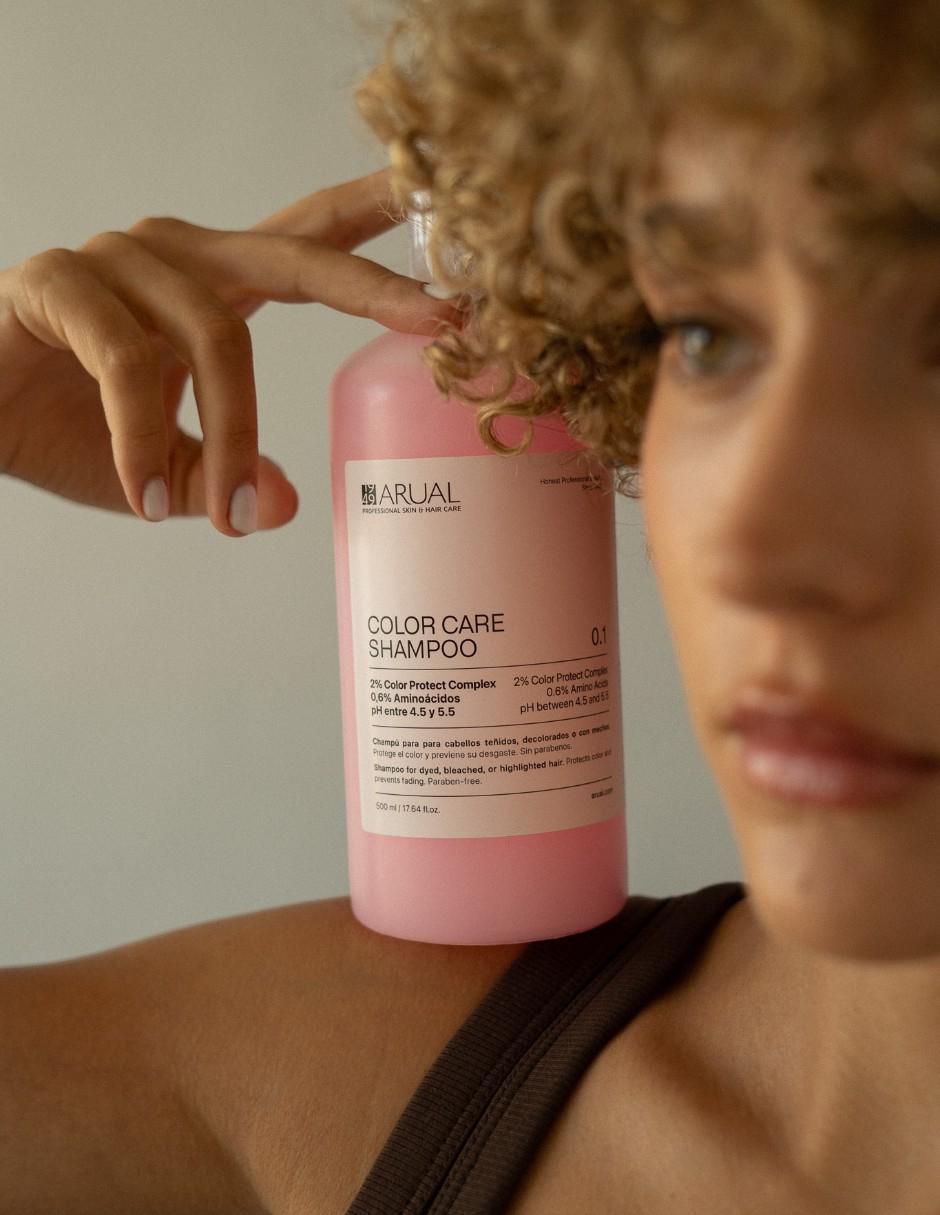 Shampoo protector de color para cabello teñido Color Care 1 L 2